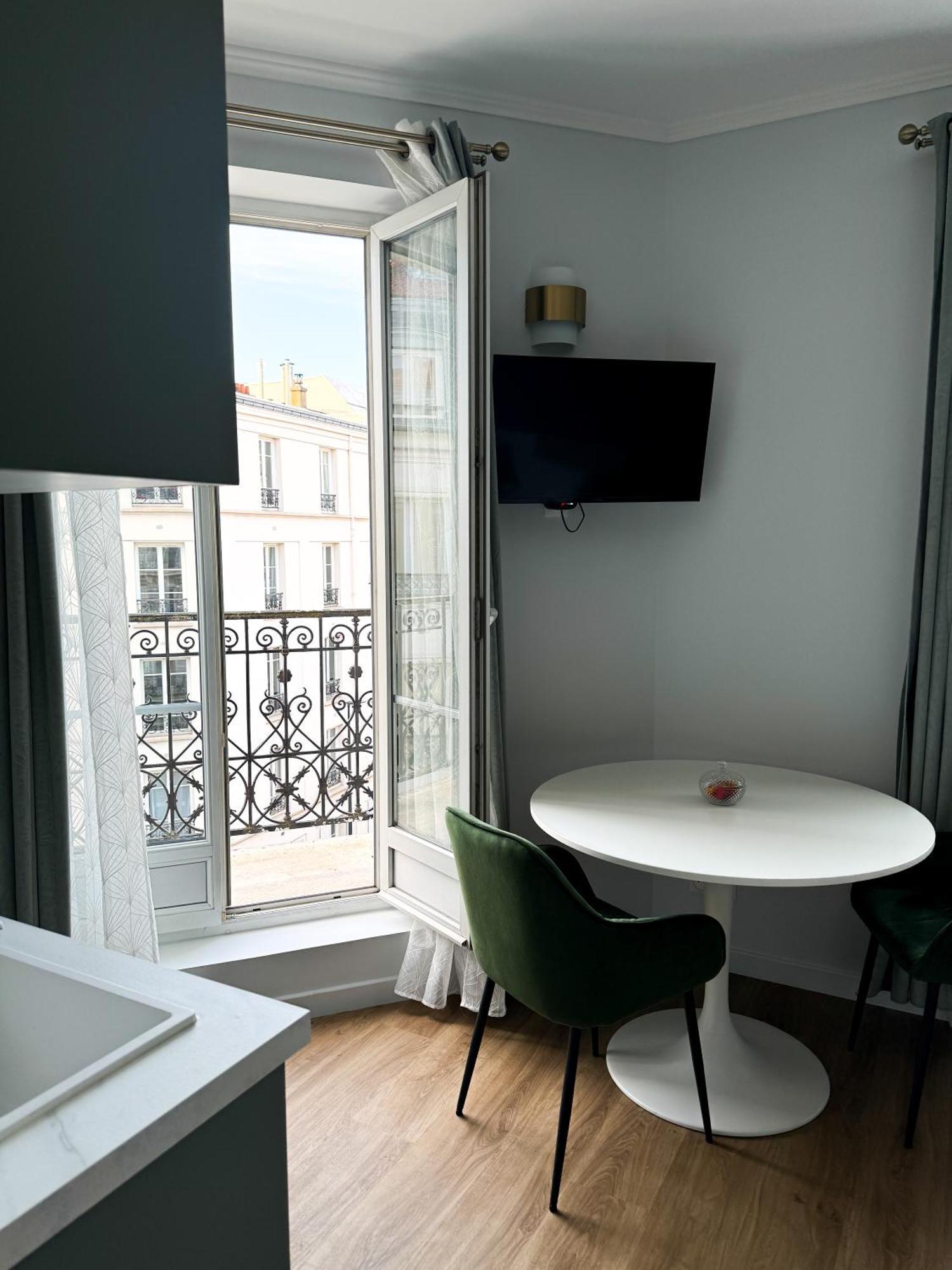 Studio De Charme Parisien Levallois-Perret Zewnętrze zdjęcie