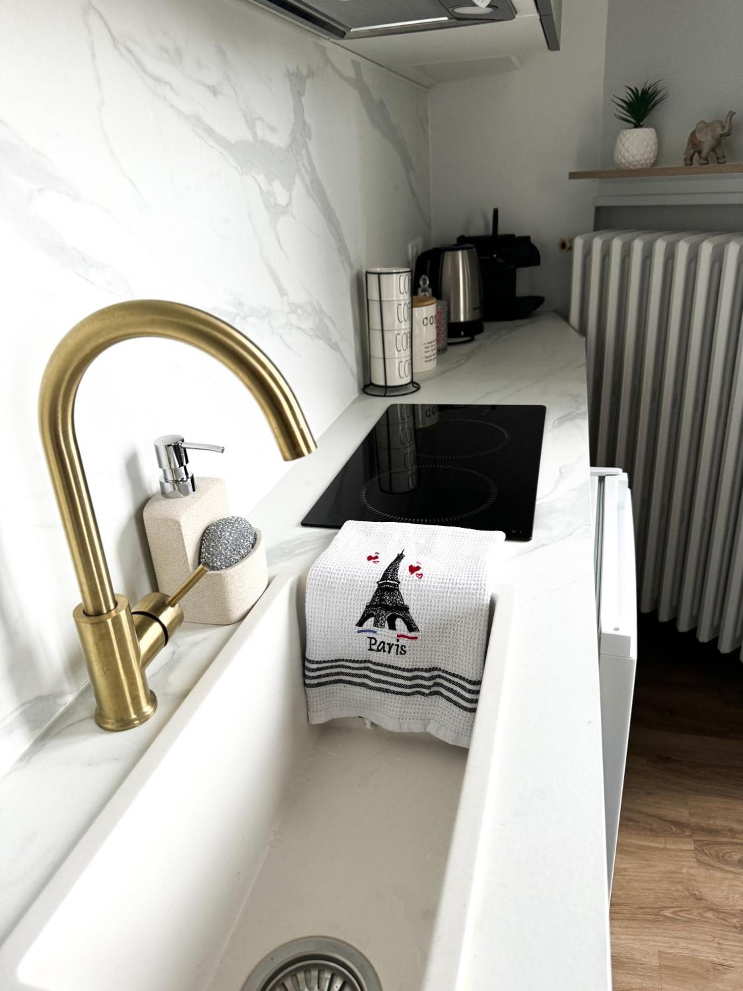 Studio De Charme Parisien Levallois-Perret Zewnętrze zdjęcie